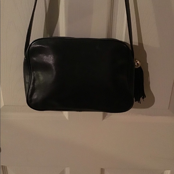 VINTAGE LAMBSKIN BLACK LEATHER HANDBAG W GROMMETS - Picture 3 of 3